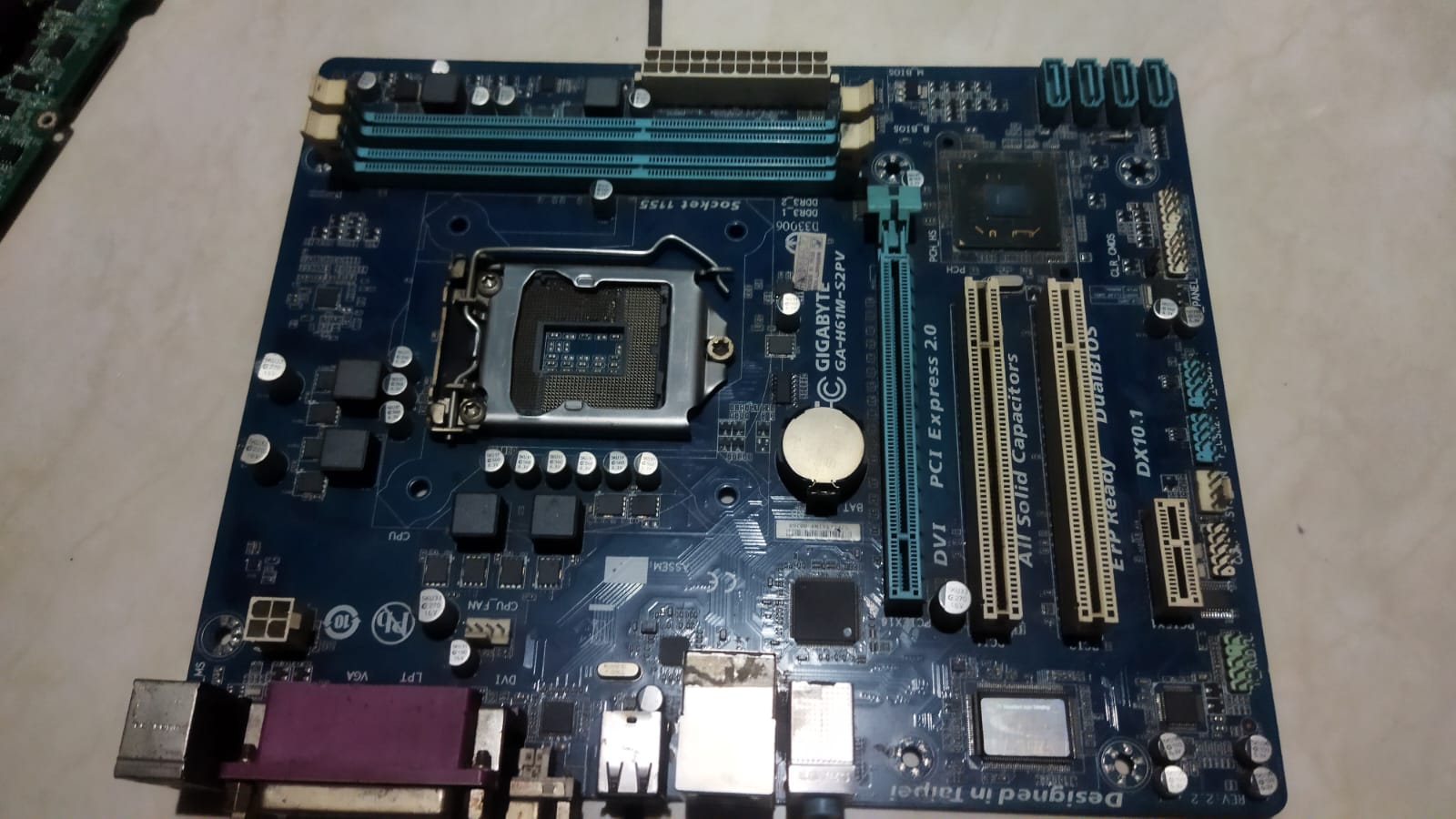Harga Motherboard Chip Kaca bekas